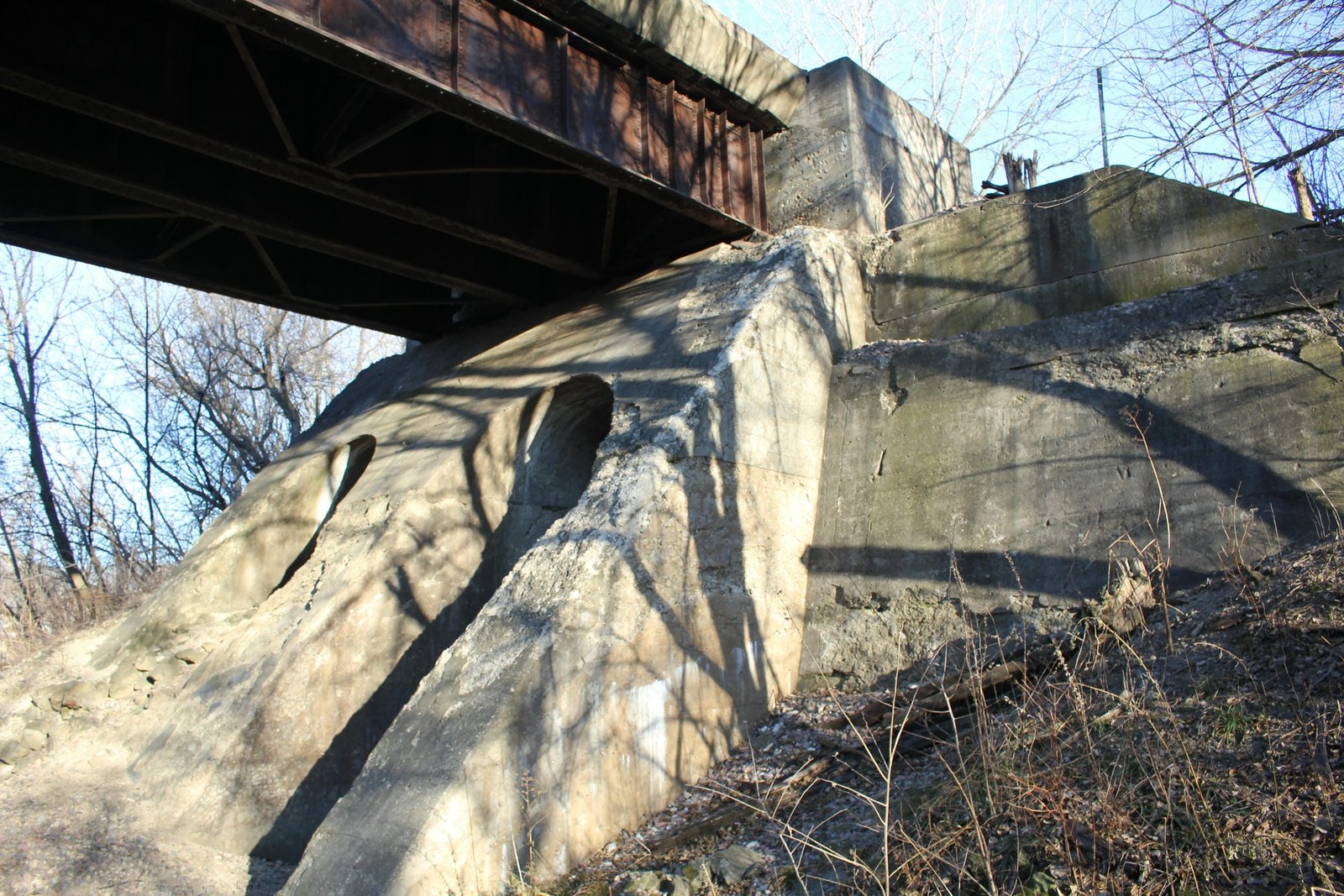 East abutment